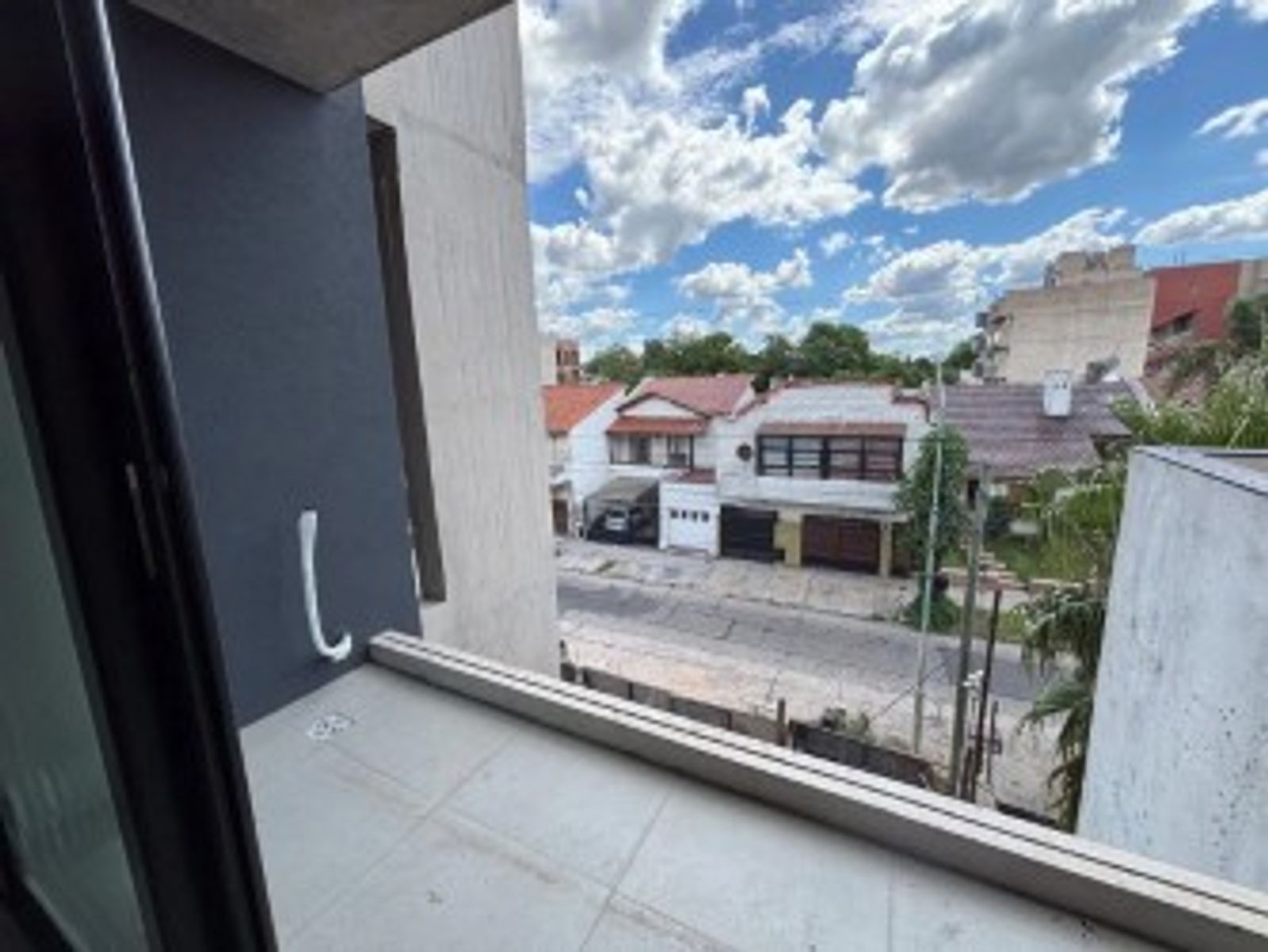 VENTA - DEPARTAMENTO 4 AMBIENTES CON BALCON Y DOS COCHERAS EL PALOMAR — foto 10