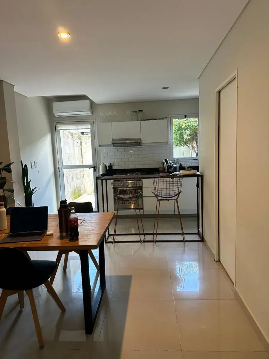 ALQUILER - DUPLEX 3 AMBIENTES CON PATIO Y COCHERA MORON — foto 6