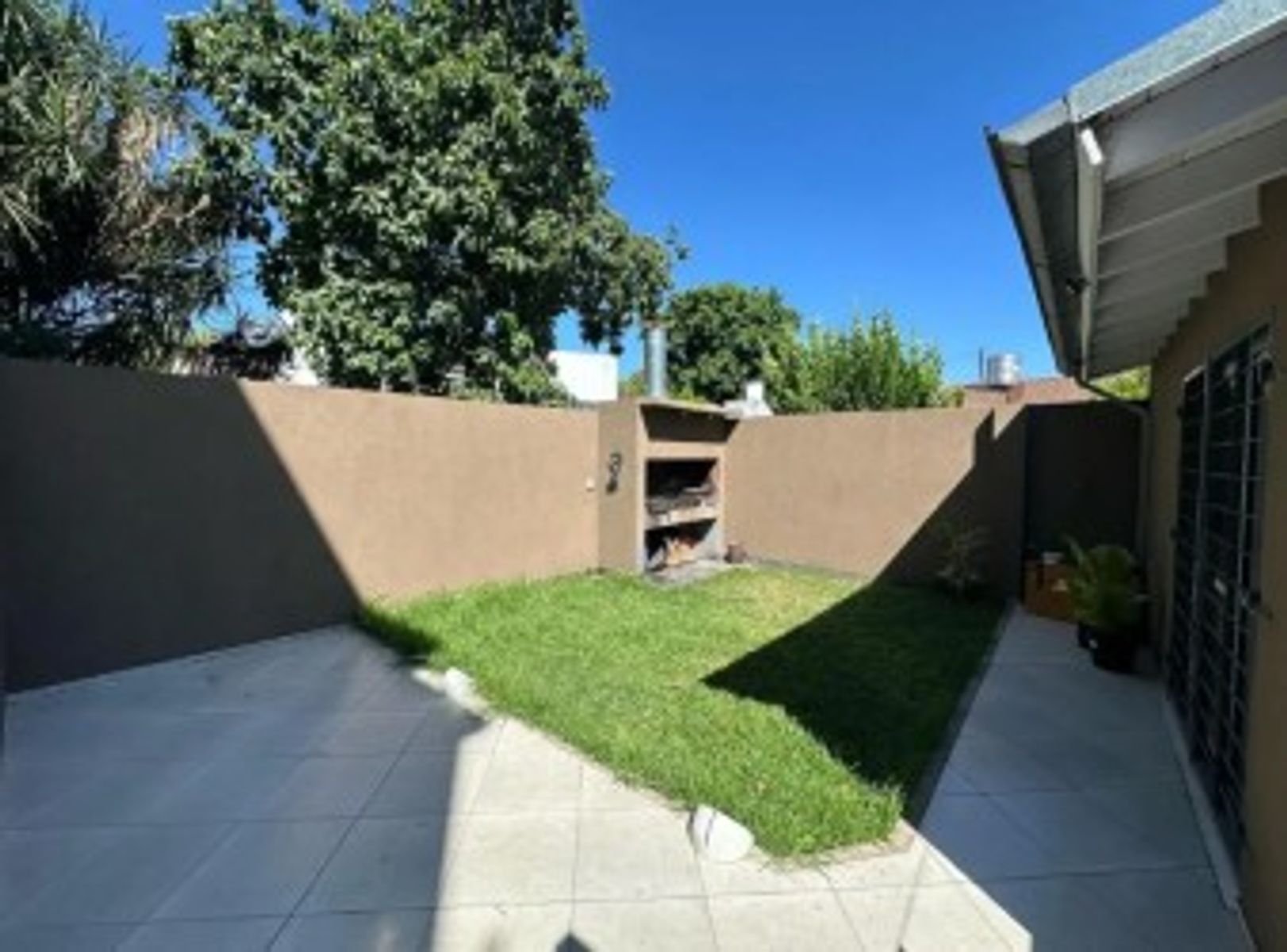 VENTA - DEPARTAMENTO MONOAMBIENTE CON PATIO MORON - 5