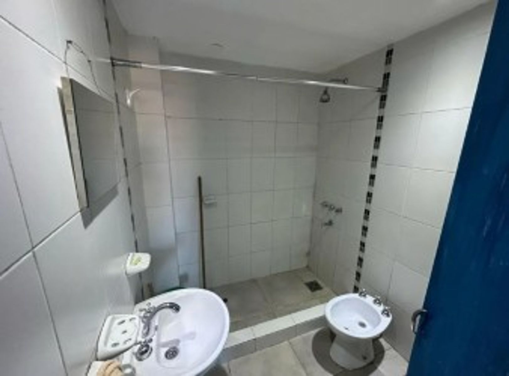 VENTA - DEPARTAMENTO MONOAMBIENTE CON PATIO MORON - 7