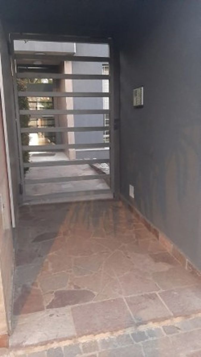 VENTA - DEPARTAMENTO MONOAMBIENTE CON PATIO MORON - 12