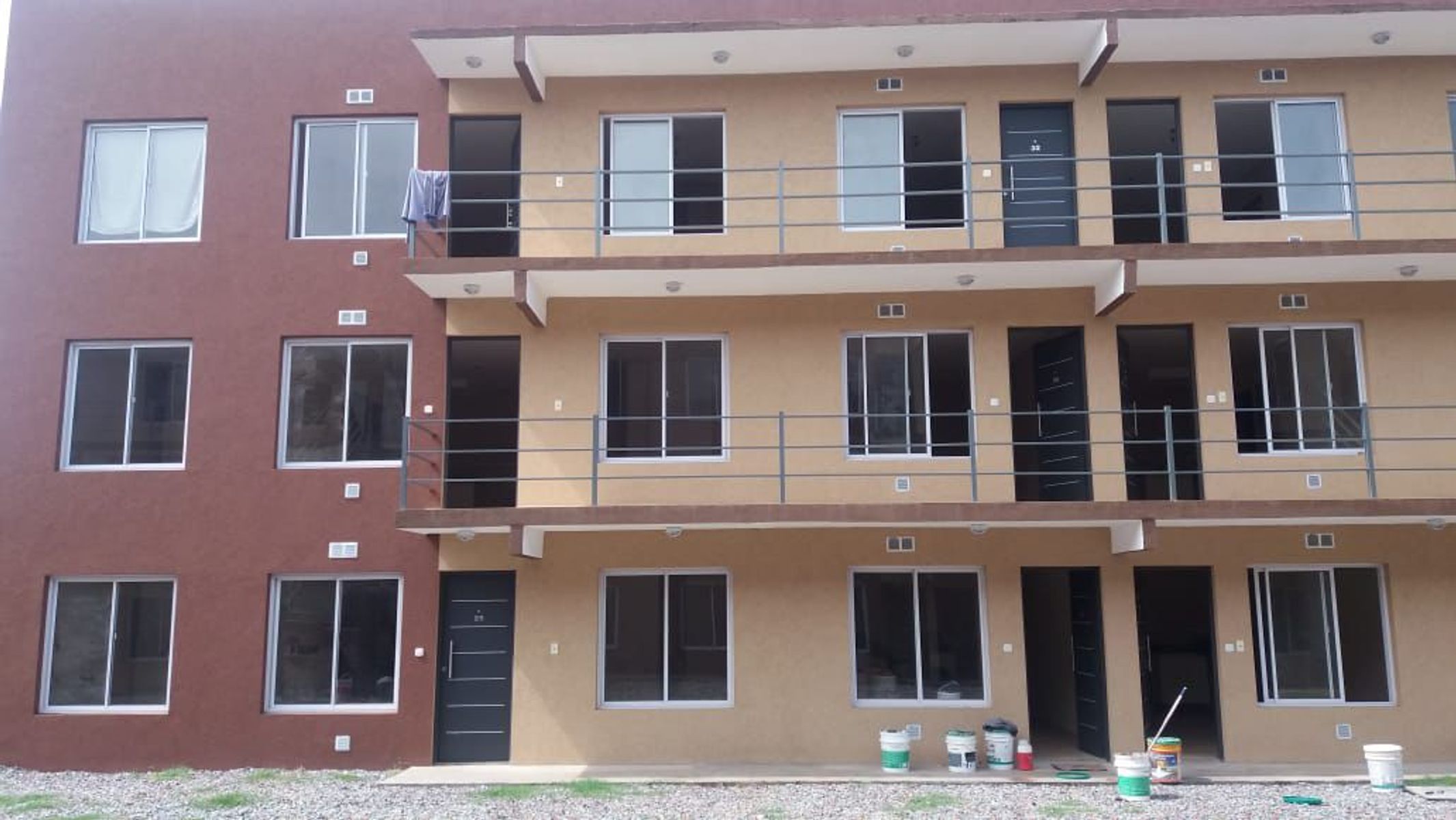 VENTA - DEPARTAMENTO 2 AMBIENTES CON COCHERA MORON - 2