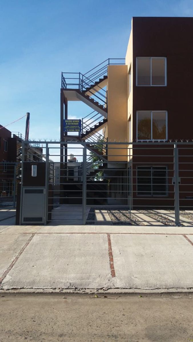 VENTA - DEPARTAMENTO 2 AMBIENTES CON COCHERA MORON - 6
