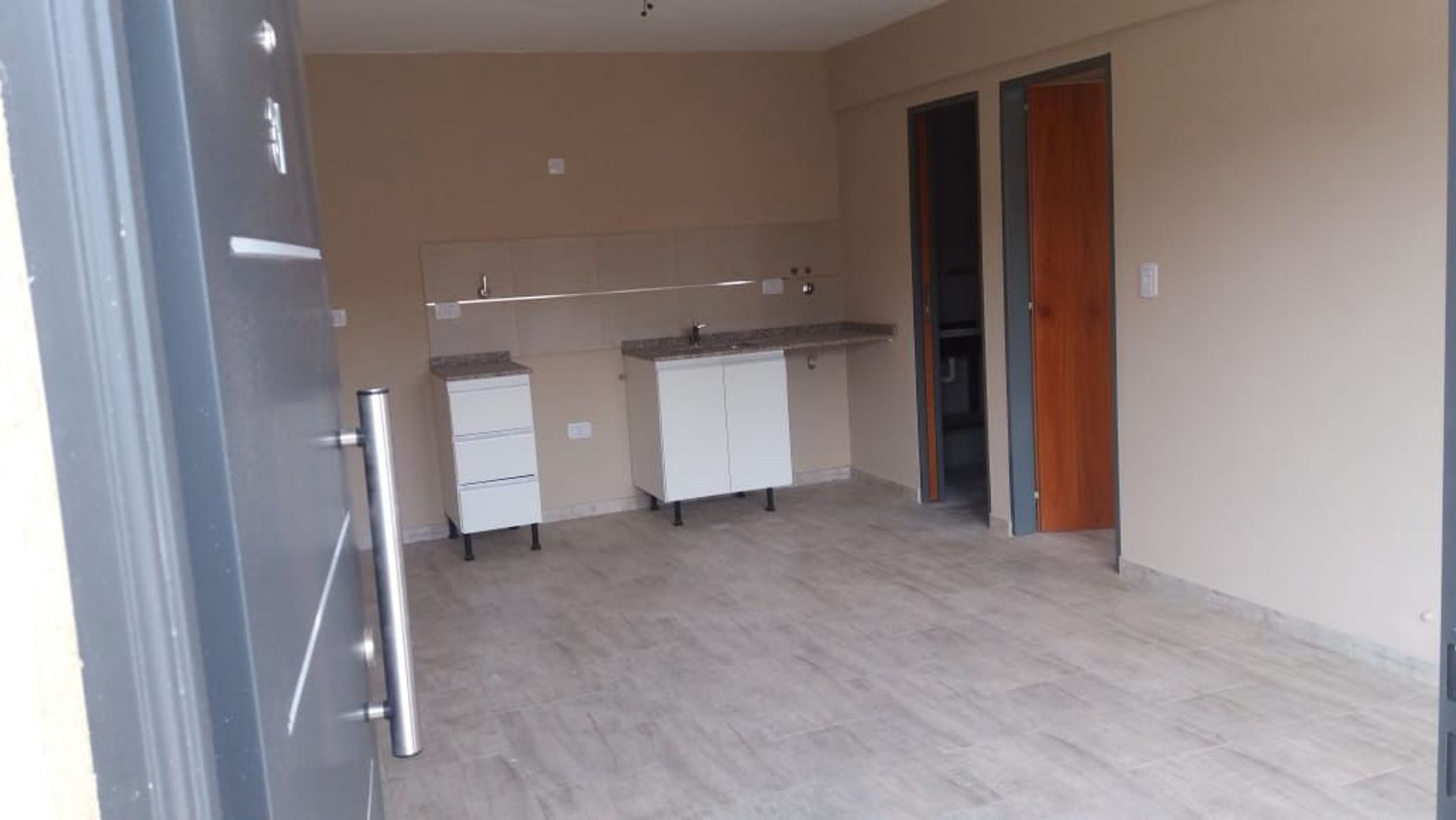 VENTA - DEPARTAMENTO 2 AMBIENTES CON COCHERA MORON - 14