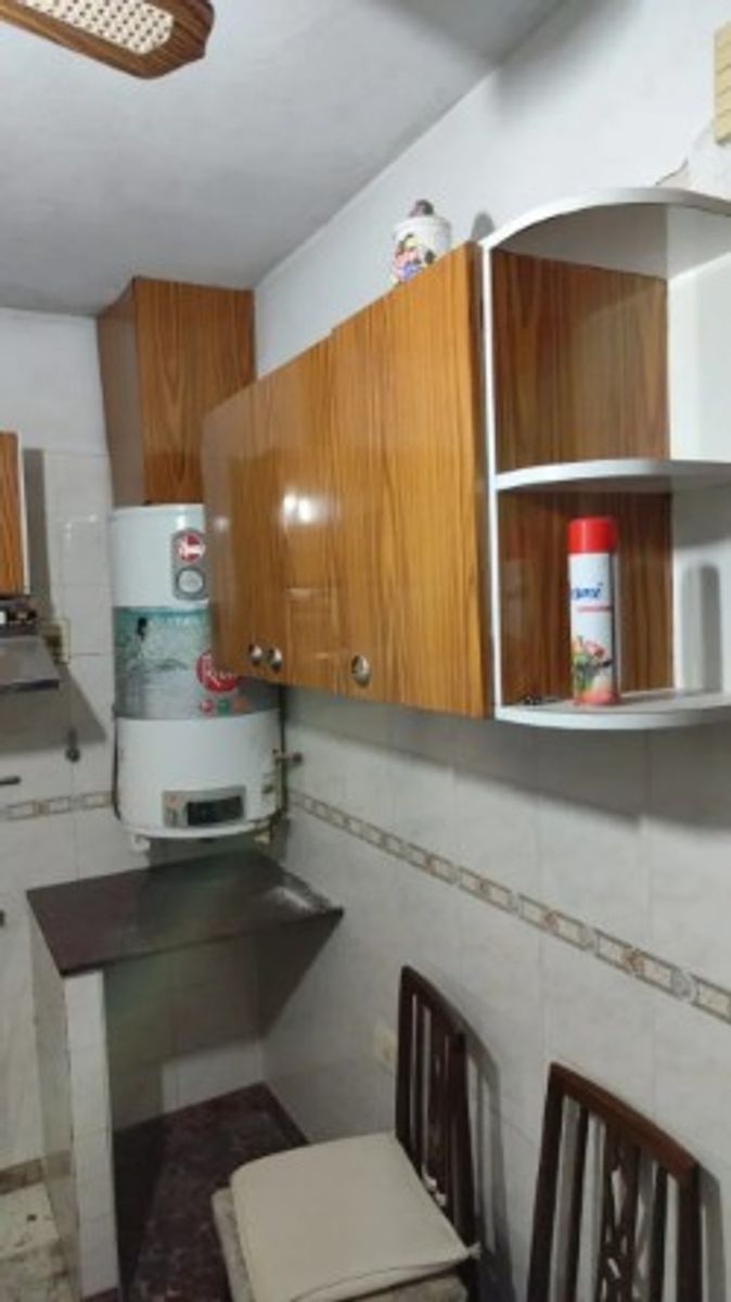 VENTA - CHALET 3 AMBIENTES CON COCHERA VILLA LUZURIAGA - 12