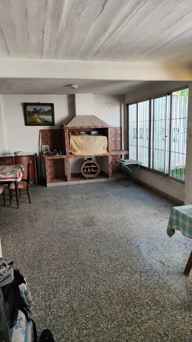 VENTA - CHALET 3 AMBIENTES CON COCHERA VILLA LUZURIAGA - 22