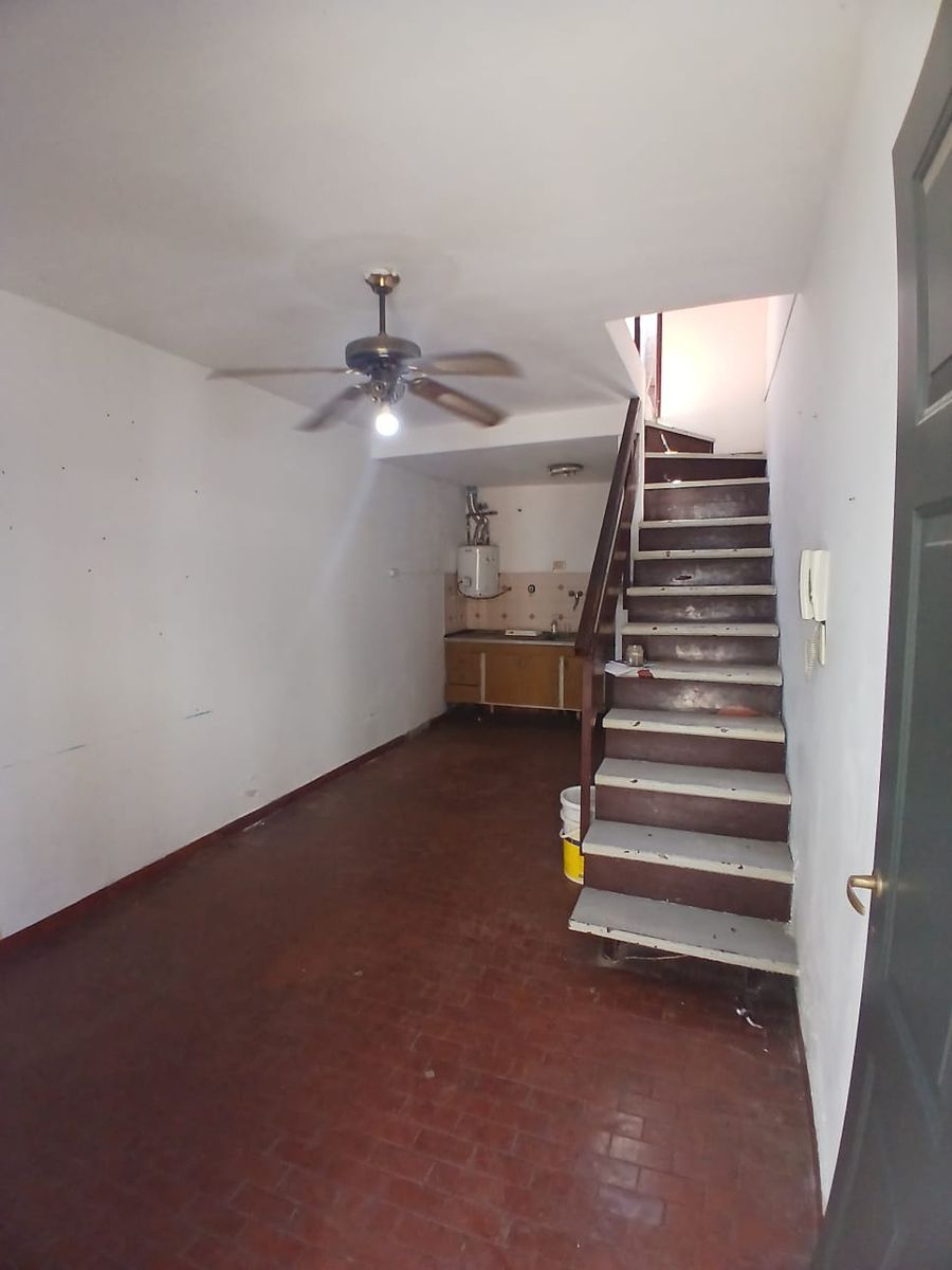 VENTA DUPLEX 2 AMBIENTES RAMOS MEJIA - 2