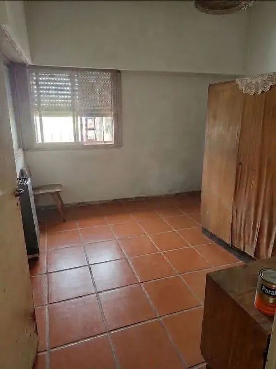 Venta Casa 6 Ambientes en Isidro Casanova - 12