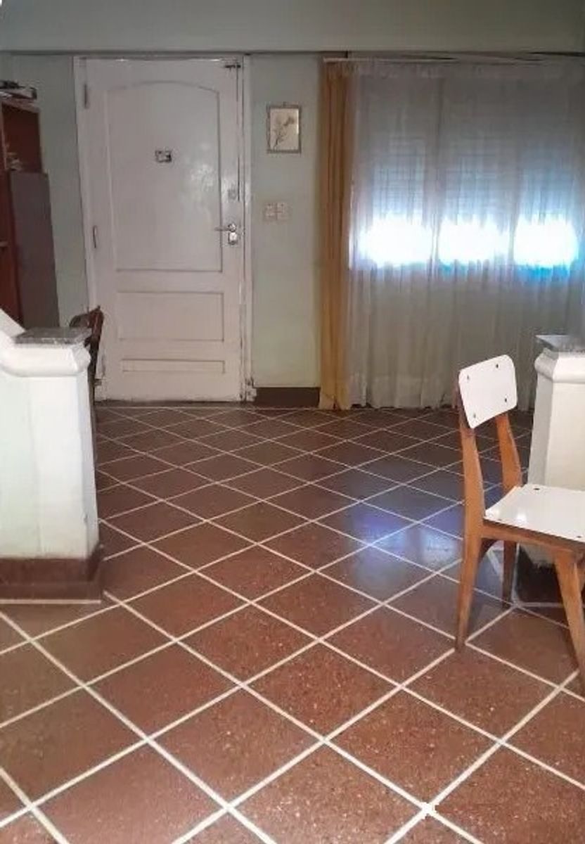 Venta Casa 6 Ambientes en Isidro Casanova - 14