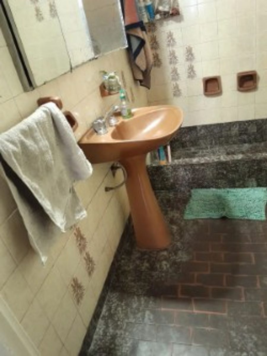 Venta Casa 6 Ambientes en Isidro Casanova - 19