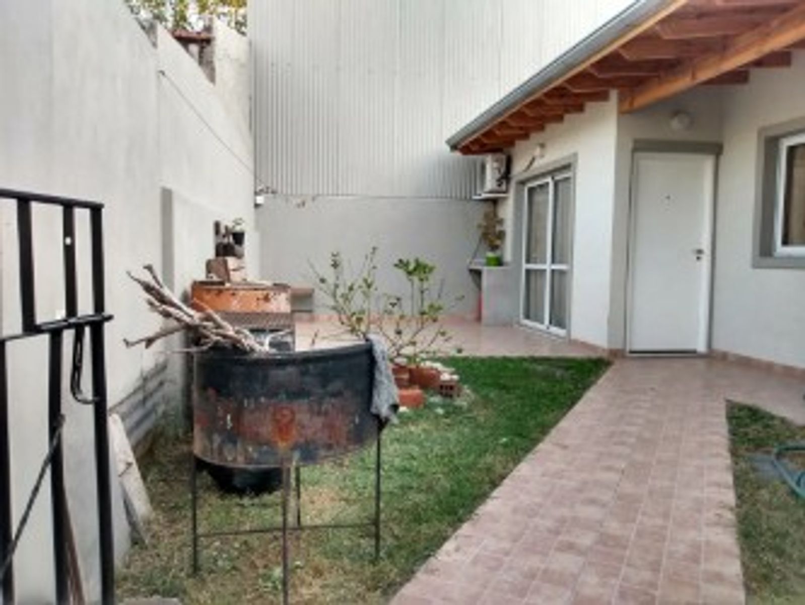 VENTA - PH 3 AMBIENTES CON PATIO Y COCHERA - 10