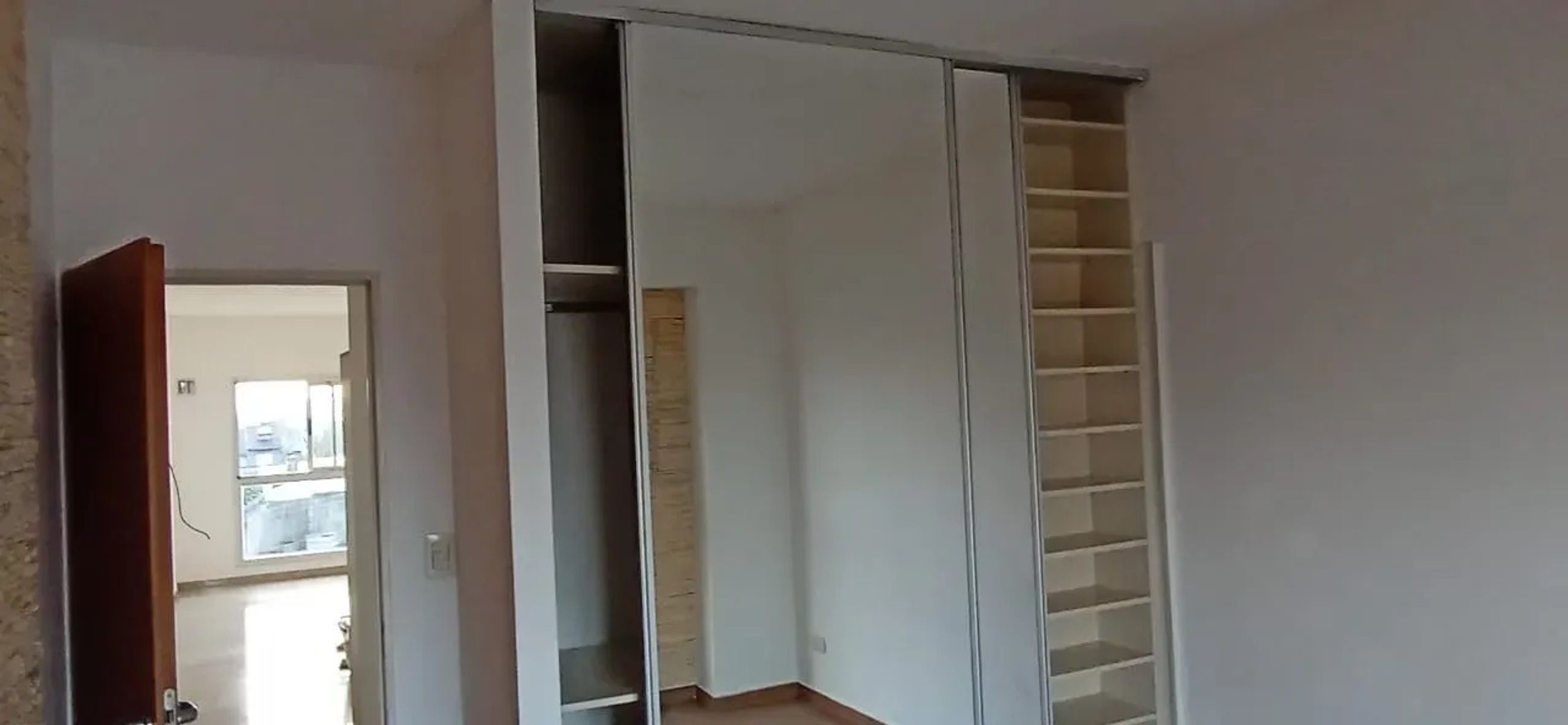 VENTA- DEPARTAMENTO 2 AMBIENTES CON DOBLE COCHERA VILLA LUZURIAGA — foto 8