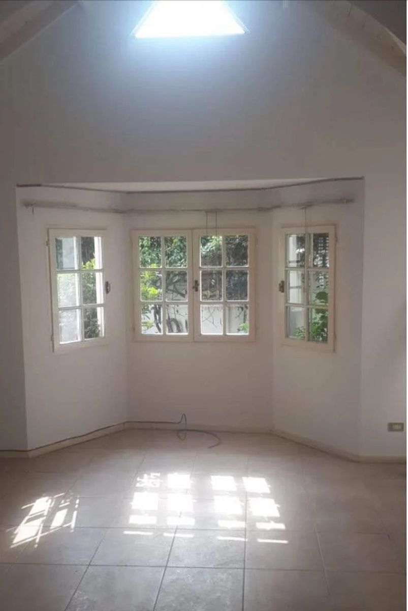 VENTA - CHALET 5 AMBIENTES CON COCHERA CASTELAR - 5