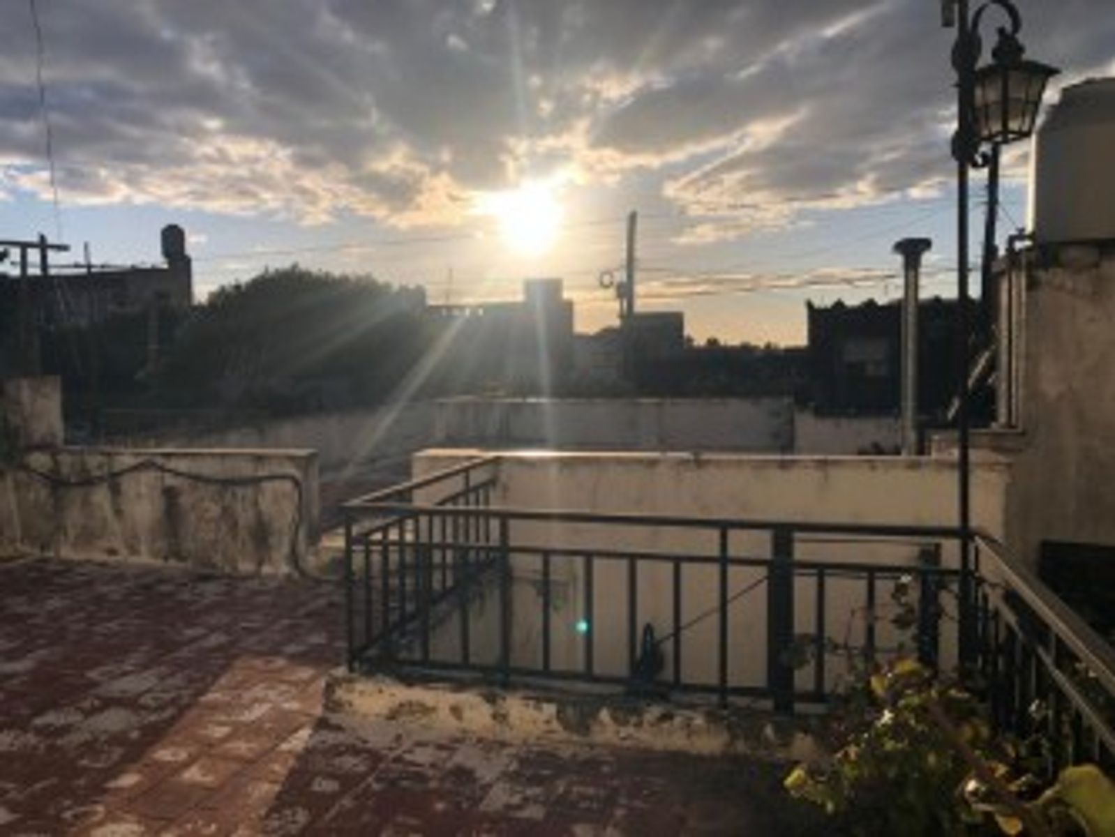 VENTA - CASA 4 AMBIENTES CON PATIO, TERRAZA Y COCHERA LA TABLADA - 12