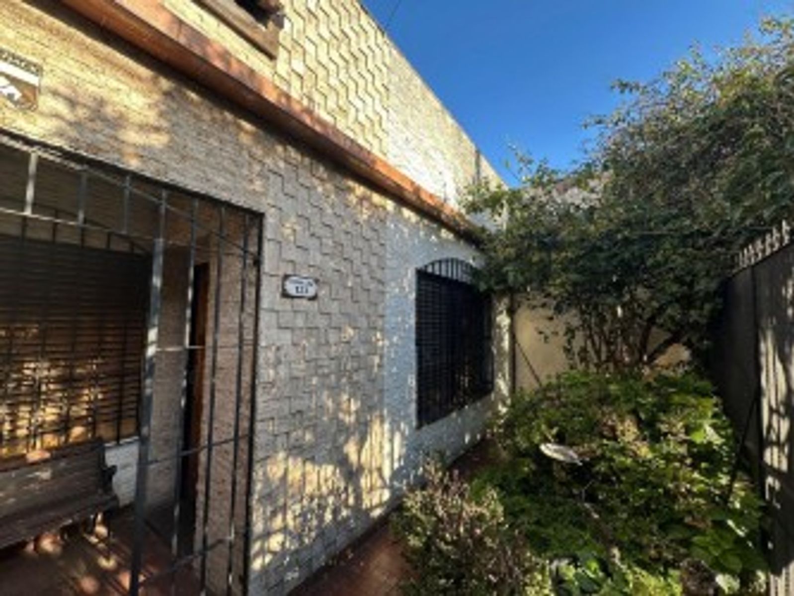 VENTA - CASA 4 AMBIENTES CON PATIO, TERRAZA Y COCHERA LA TABLADA - 16