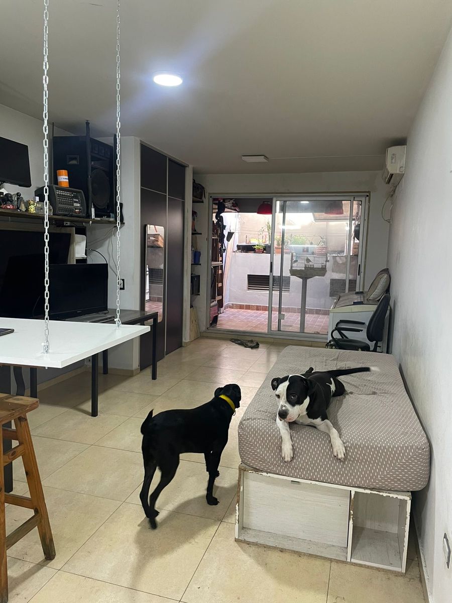 Venta - Departamento 2 Ambientes con Patio Villa Pueyrredon - 1