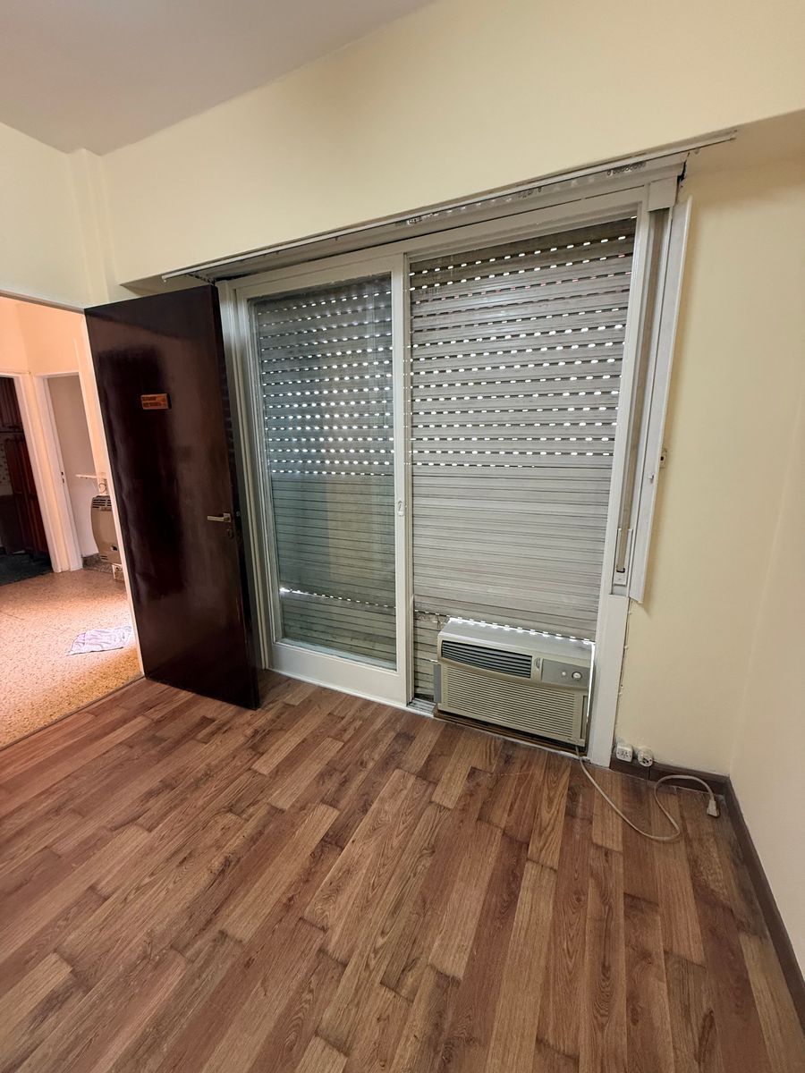 Venta Departamento 4 Ambientes Tipo PH Lomas del Mirador - 11