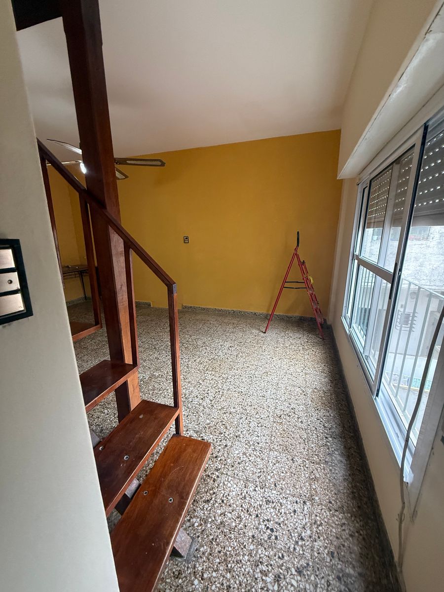 Venta Departamento 4 Ambientes Tipo PH Lomas del Mirador - 20