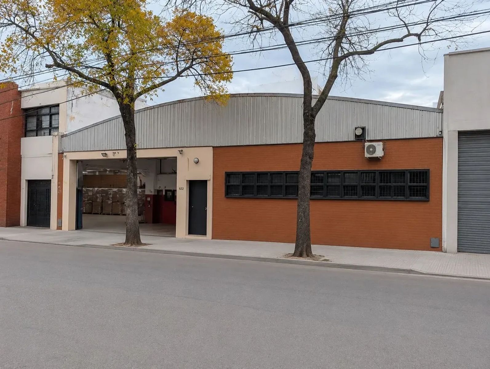 VENTA GALPON INDUSTRIAL VILLA ORTUZAR - 6