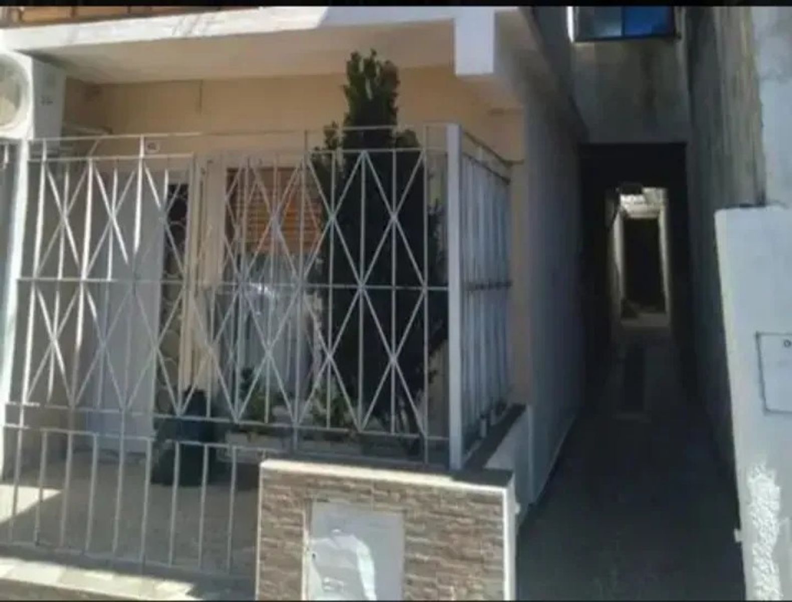VENTA - CASA 3 AMBIENTES RAMOS MEJIA - 1