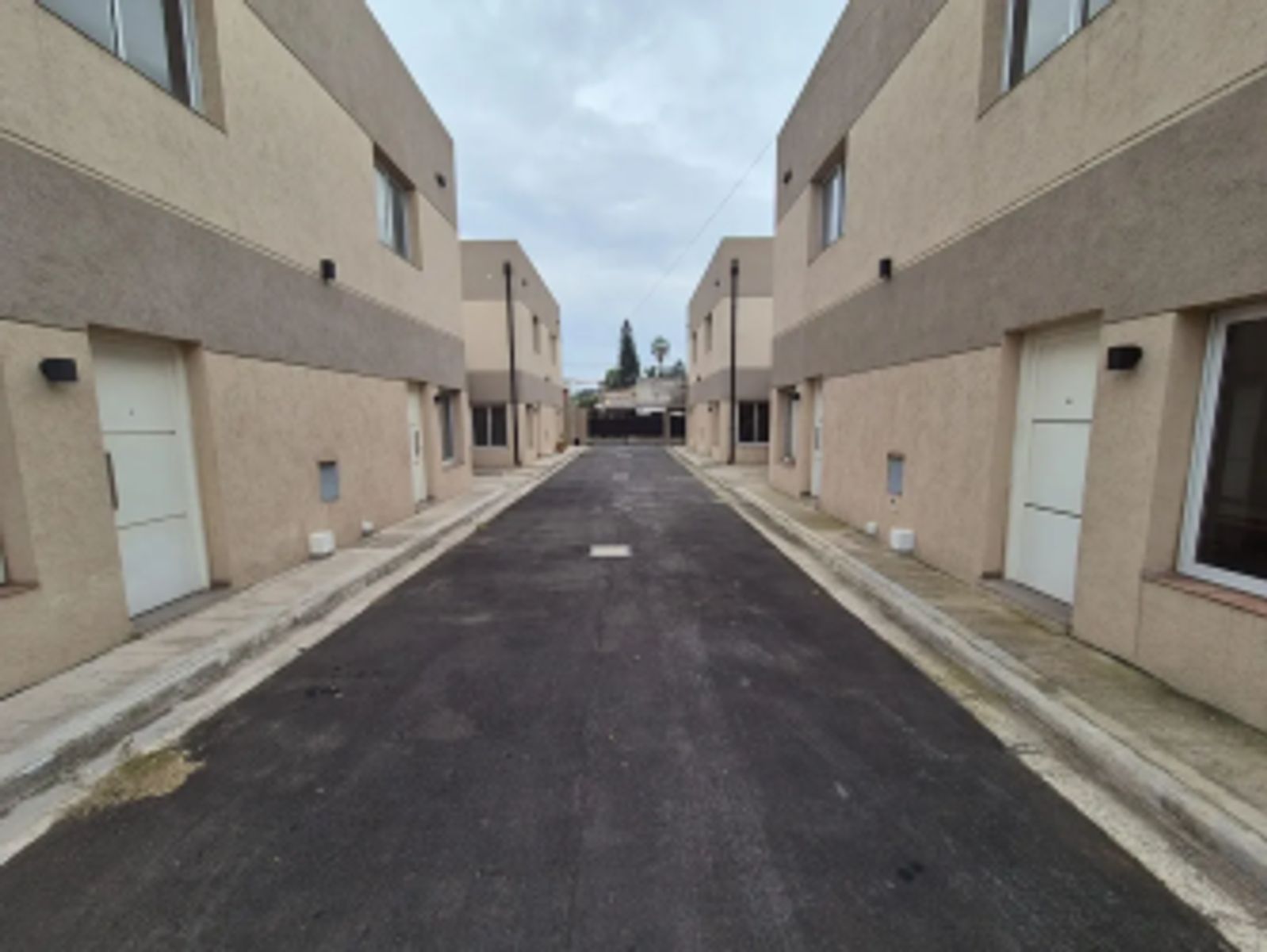 Venta - Duplex 3 Ambientes a Estrenar Con Cochera Ituzaingo Norte - 2