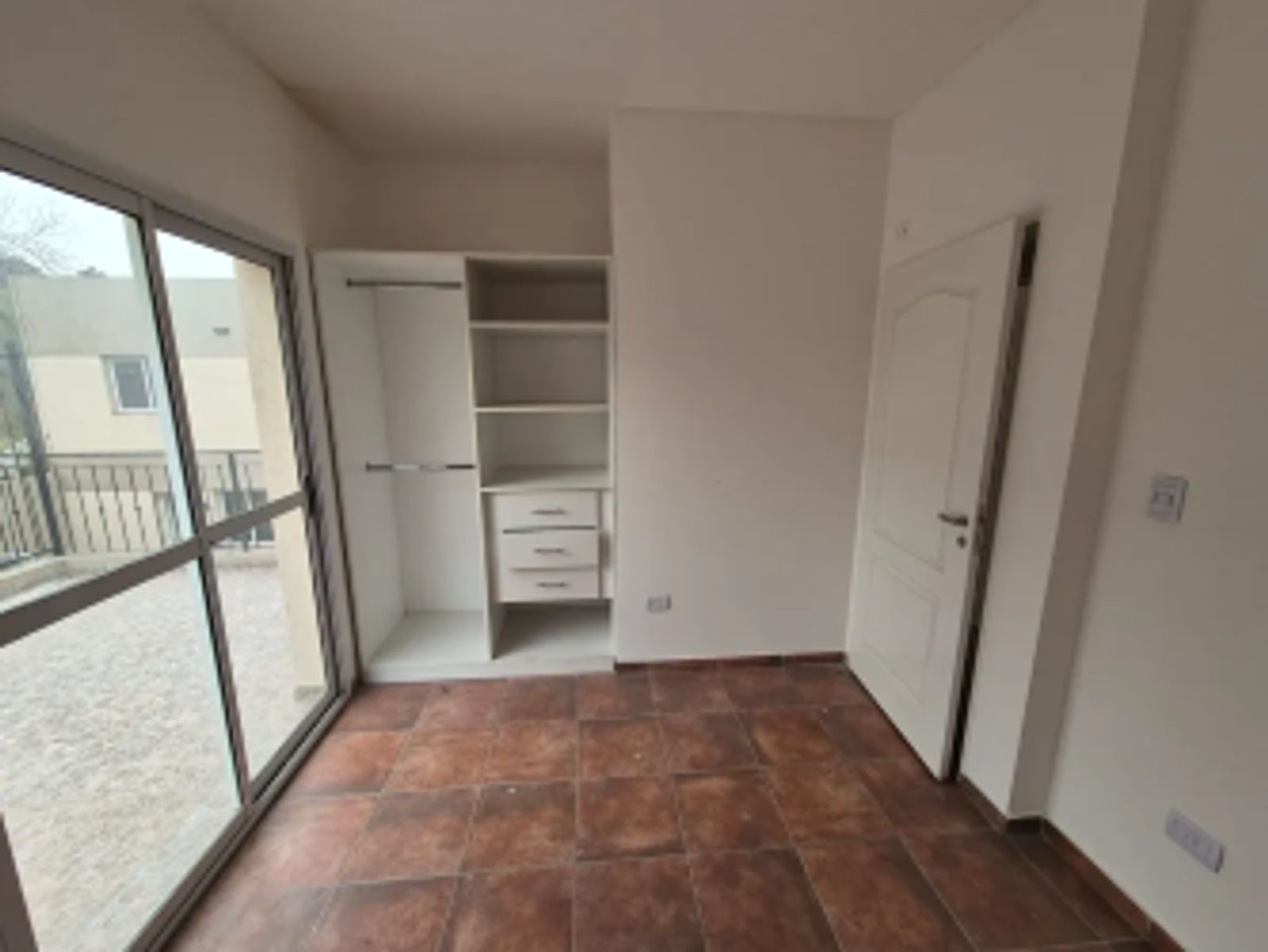 Venta - Duplex 3 Ambientes a Estrenar Con Cochera Ituzaingo Norte - 13