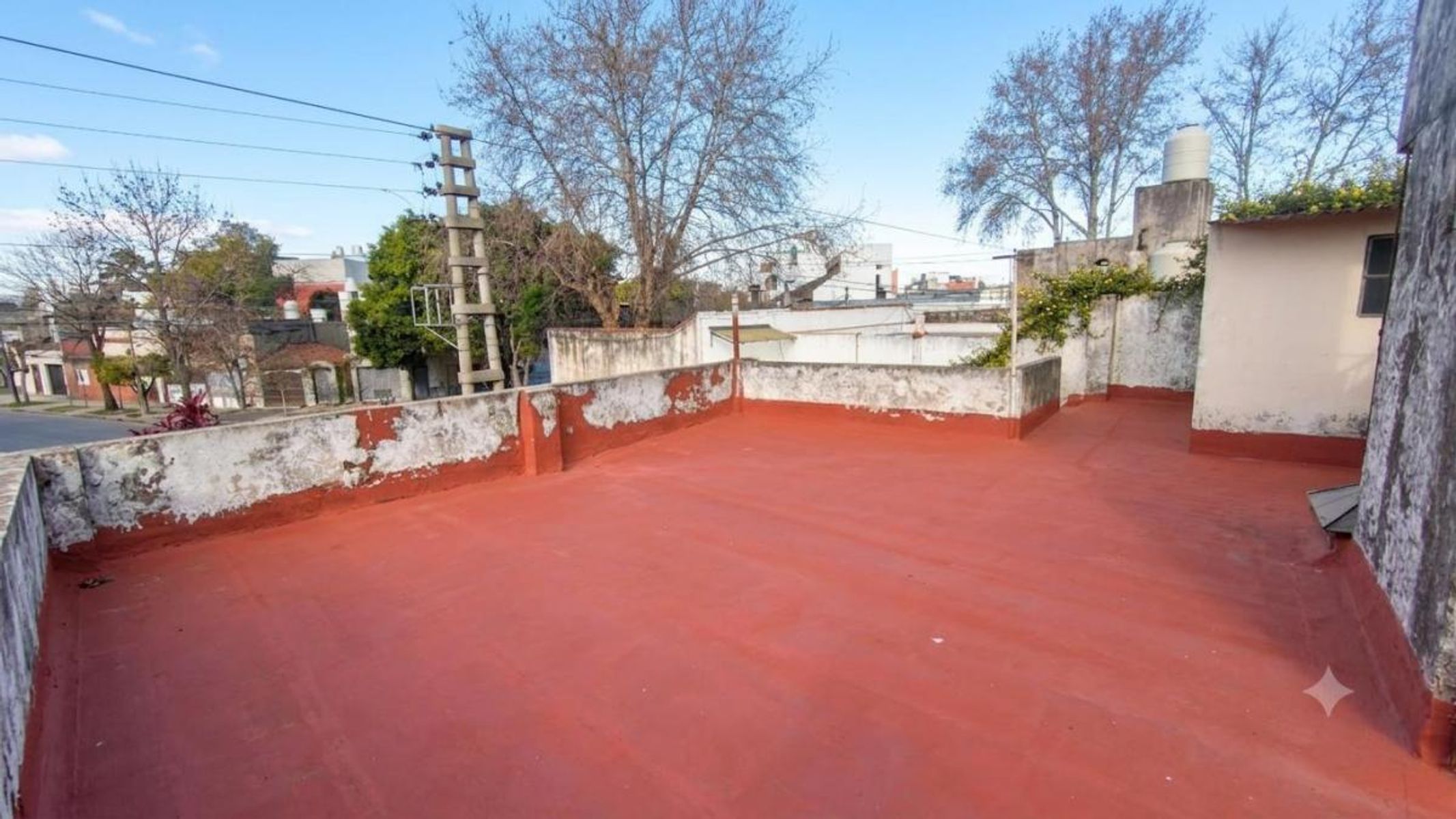VENTA -CASA 4 AMBIENTES CON JARDIN, TERRAZA Y COCHERA CIUDADELA - 12