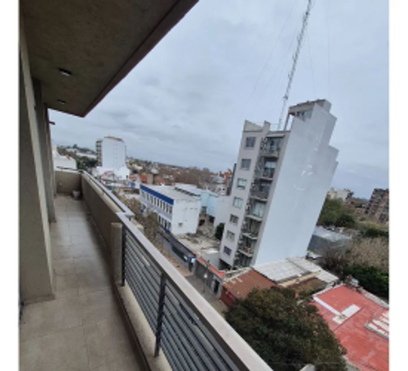 ALQUILER - DEPARTAMENTO 2 AMBIENTES SEMIPISO CON BALCON MORON - 10
