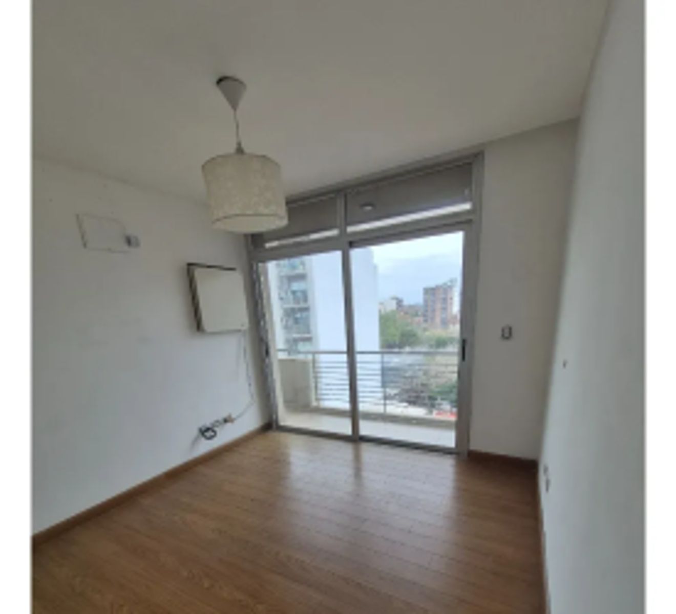 ALQUILER - DEPARTAMENTO 2 AMBIENTES SEMIPISO CON BALCON MORON - 12