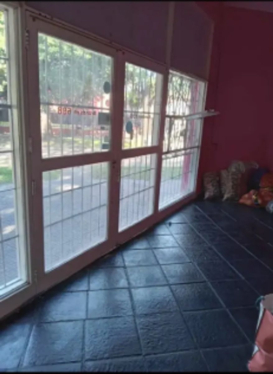 Alquiler Local Comercial Ituzaingo - 8