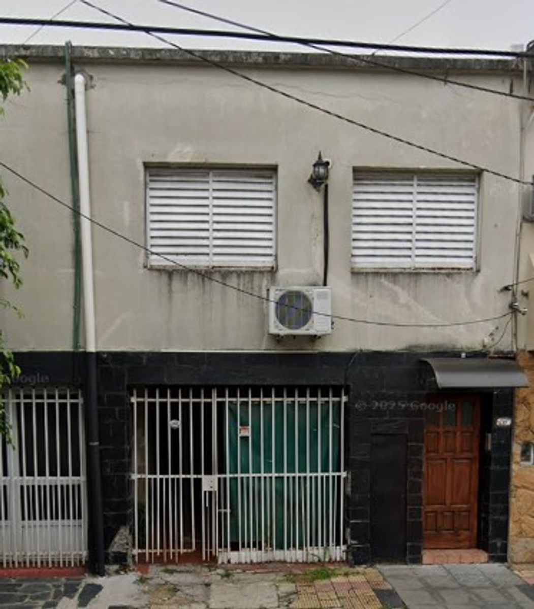Venta Departamento de 3 Ambientes en Moron