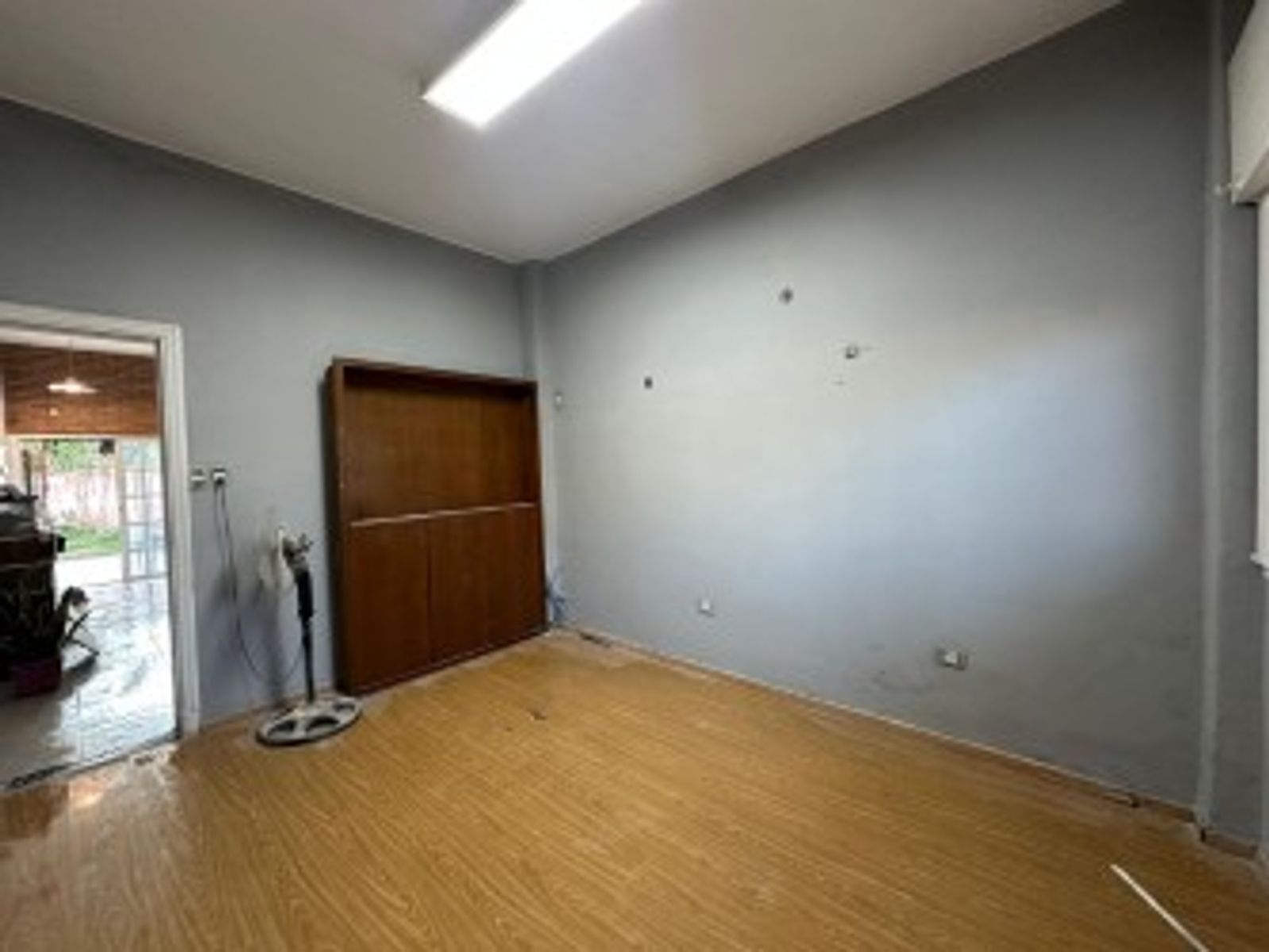 VENTA - CASA 7 AMBIENTES CON PATIO,TERRAZA Y COCHERA CASEROS - 7
