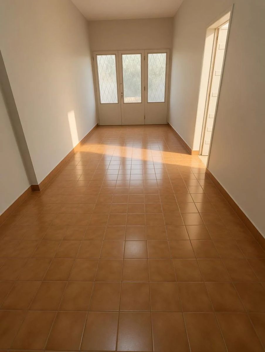 VENTA - CASA 7 AMBIENTES CON PATIO,TERRAZA Y COCHERA CASEROS - 15