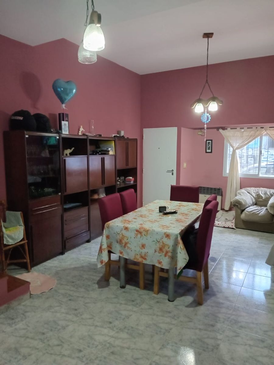 Venta Ramos Mejia Triplex al frente 4 ambientes con garage y terraza - 5