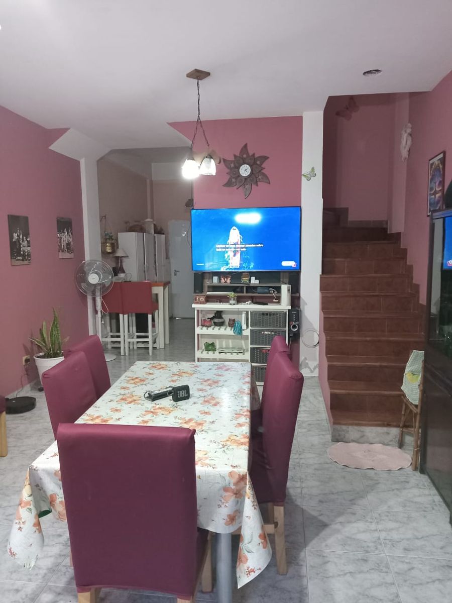 Venta Ramos Mejia Triplex al frente 4 ambientes con garage y terraza - 6