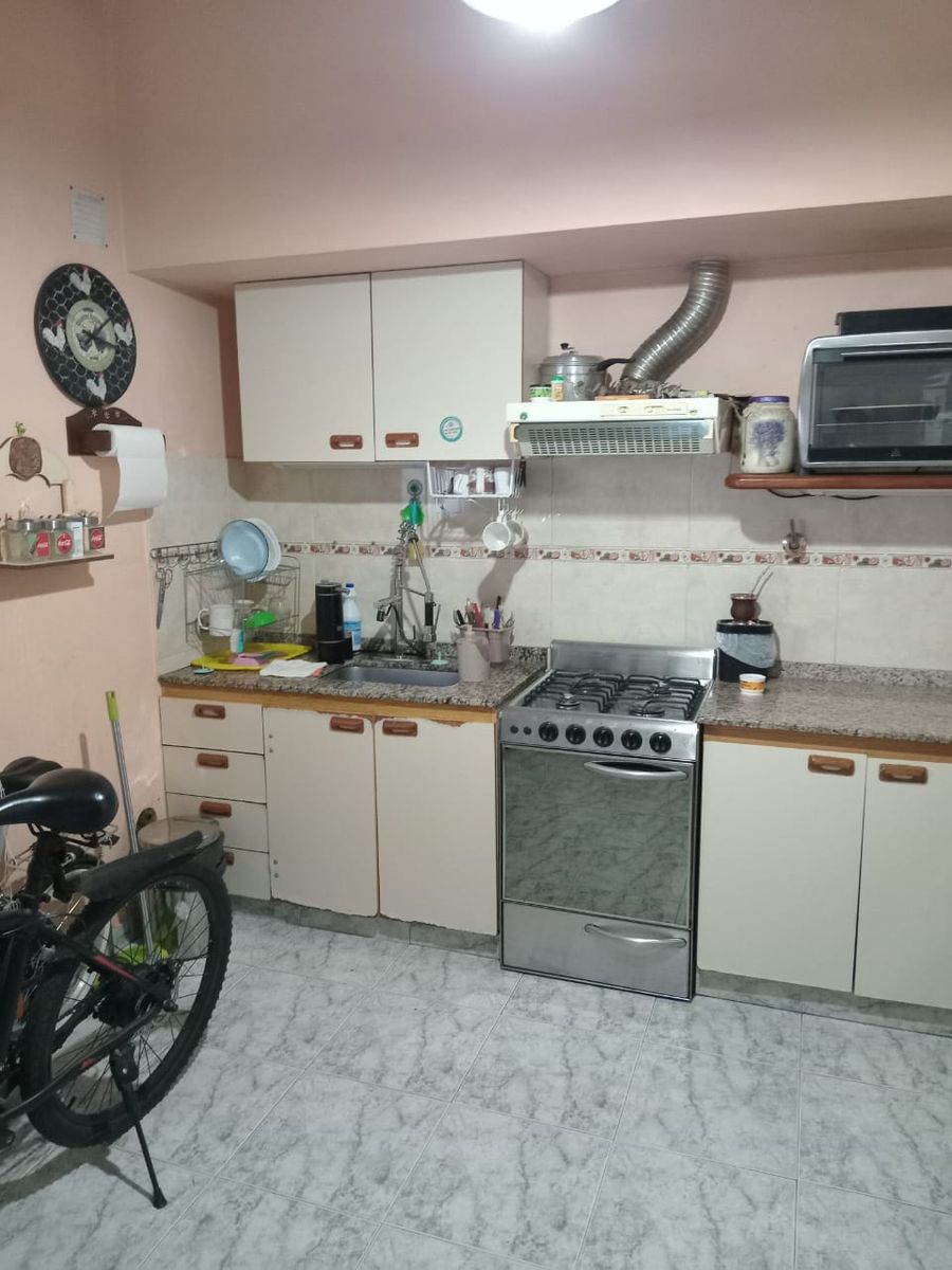 Venta Ramos Mejia Triplex al frente 4 ambientes con garage y terraza - 7
