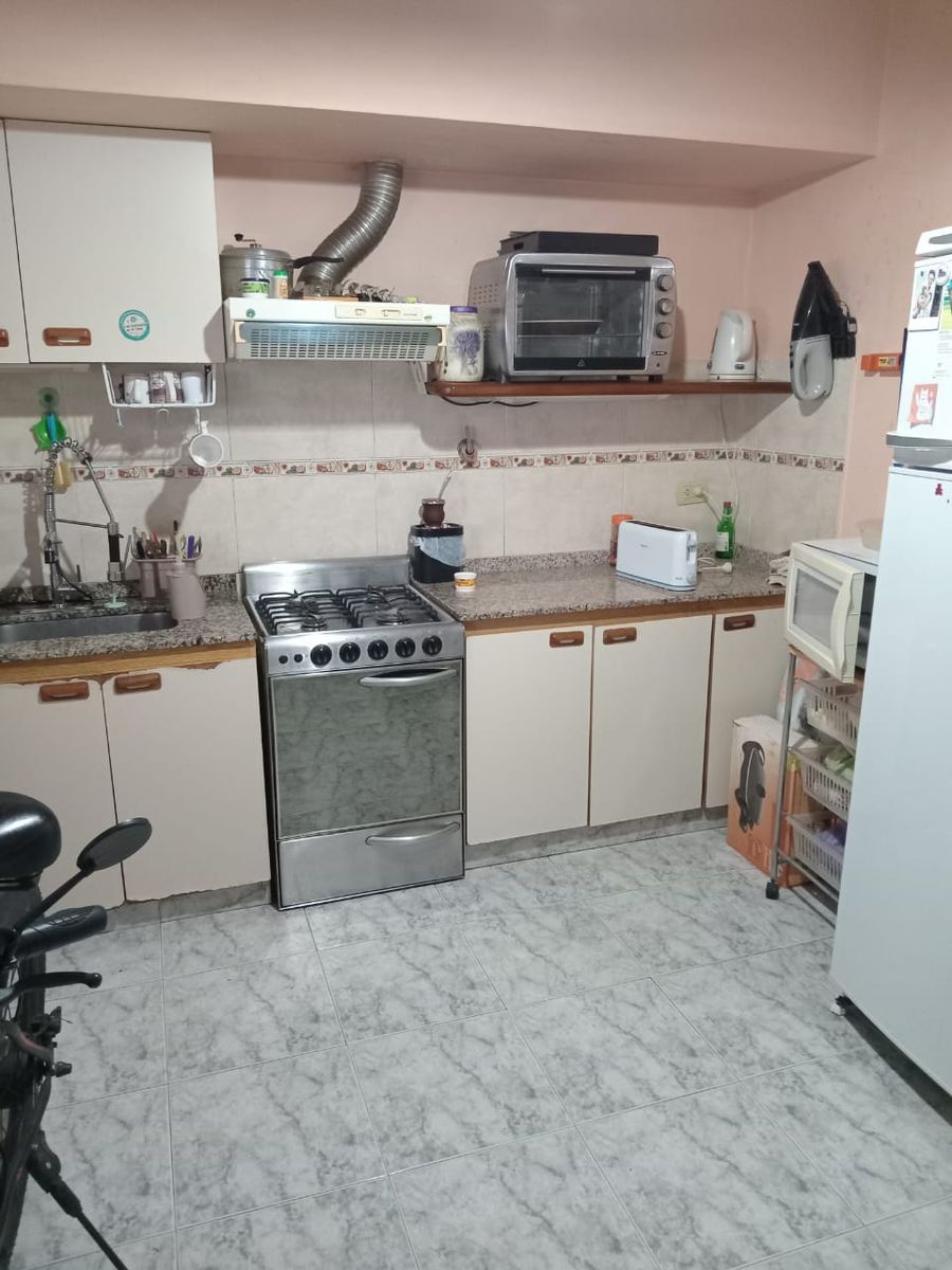 Venta Ramos Mejia Triplex al frente 4 ambientes con garage y terraza - 8