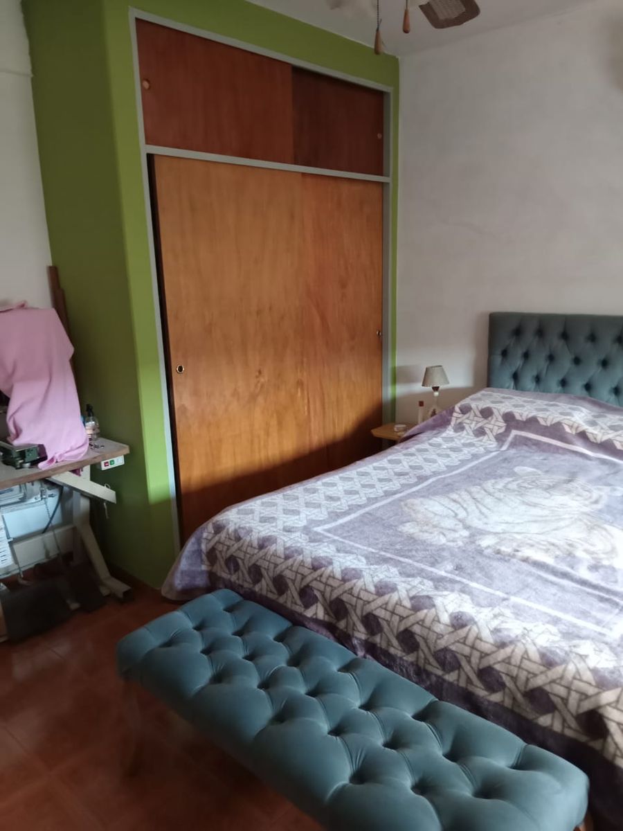 Venta Ramos Mejia Triplex al frente 4 ambientes con garage y terraza - 14