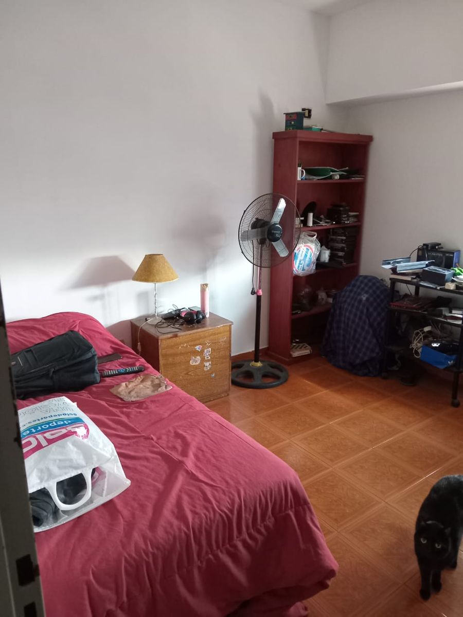 Venta Ramos Mejia Triplex al frente 4 ambientes con garage y terraza - 24