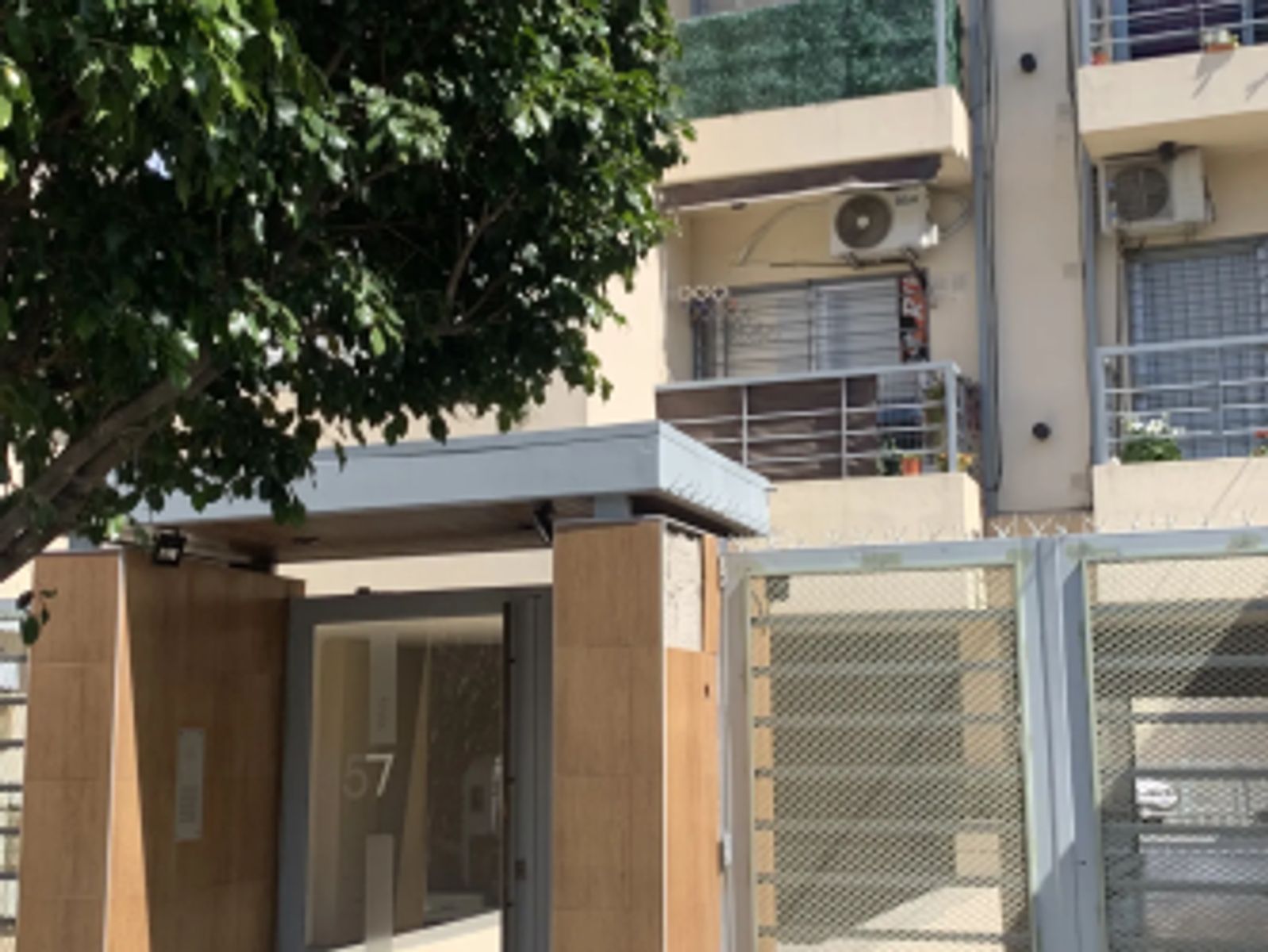 VENTA - DEPARTAMENTO MONOAMBIENTE CON PATIO Y TERRAZA MORON — foto 6
