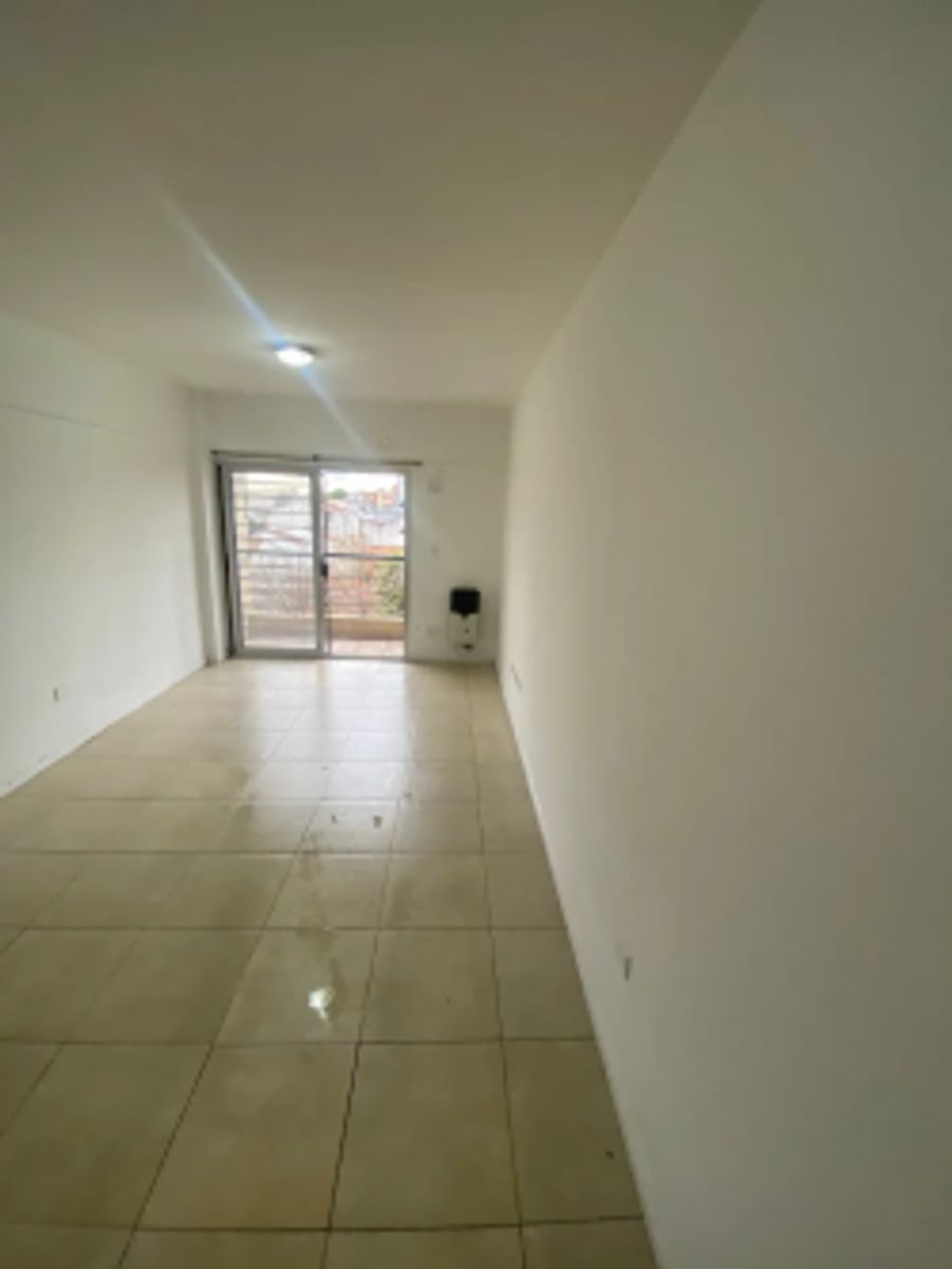 VENTA - DEPARTAMENTO MONOAMBIENTE CON PATIO Y TERRAZA MORON — foto 10