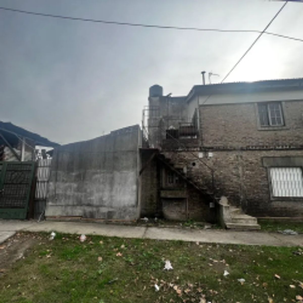 Venta - Casa 4 Ambientes Con Jardin y Cochera Ituzaingo — foto 5