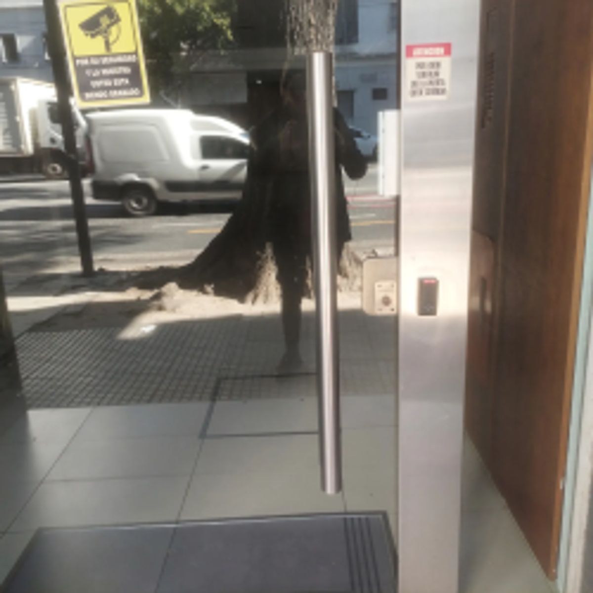 VENTA - DEPARTAMENTO MONOAMBIENTE CON TERRAZA FLORESTA — foto 11