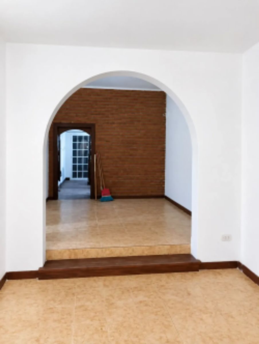 Alquiler - Chalet 3 Ambientes Con Jardin Y Cochera Ituzaingo — foto 6