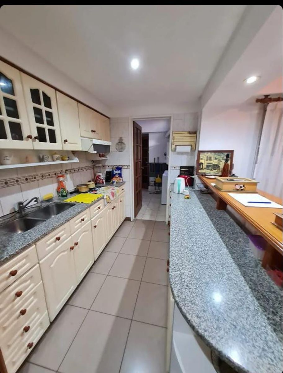VENTA - DEPARTAMENTO 4 AMBIENTES CON COCHERA Y BALCON RAMOS MEJIA - 12