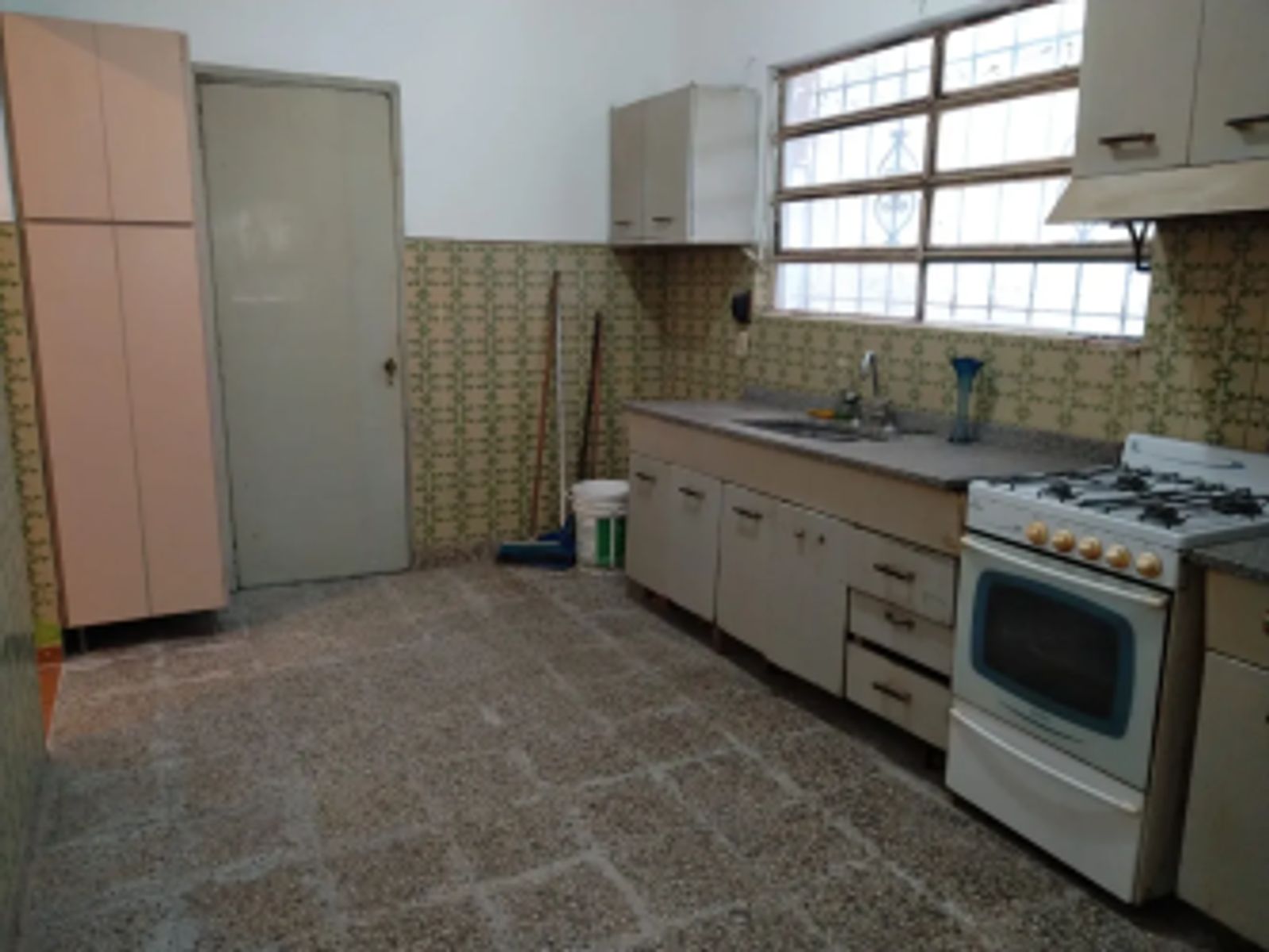 Venta - PH 4 Ambientes Con Cochera Moron - 4