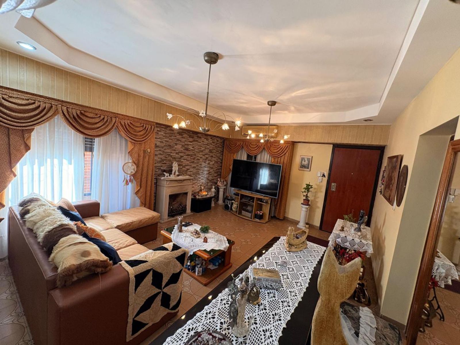 Venta - Casa 3 Ambientes Con Jardin y Cochera San Justo