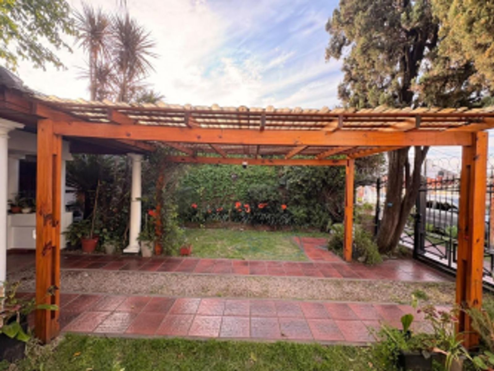 Venta - Casa 3 Ambientes Con Jardin y Cochera San Justo — foto 11