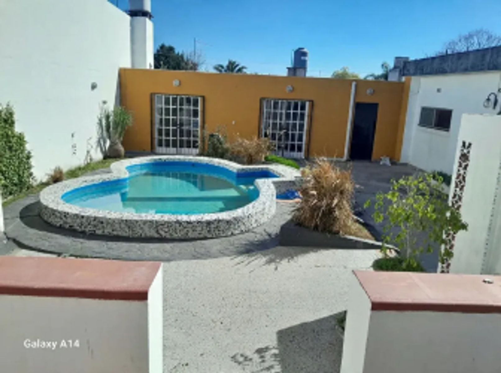 Venta - Casa 6 Ambientes Con Plieta Quincho y Cochera Ituzaingo - 2