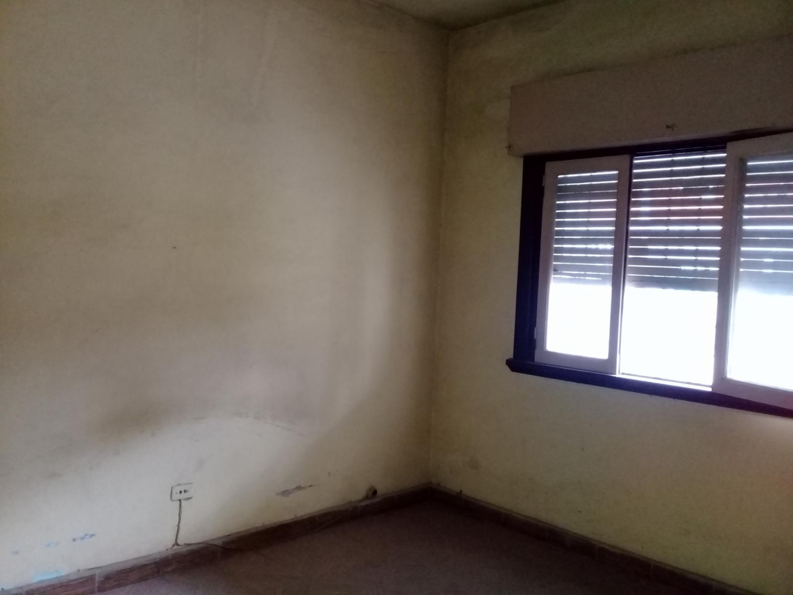 Ideal Inversores Casa a restaurar con importante superficie de lote. — foto 9